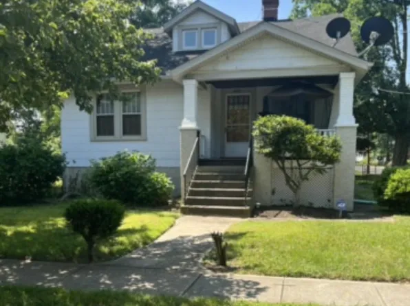 4901 Somerset Rd, Riverdale, MD 20737