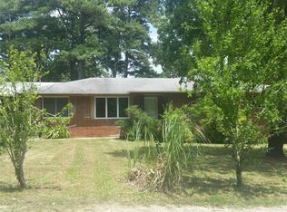 7466 W Lake Dr, Lithia Springs, GA 30122