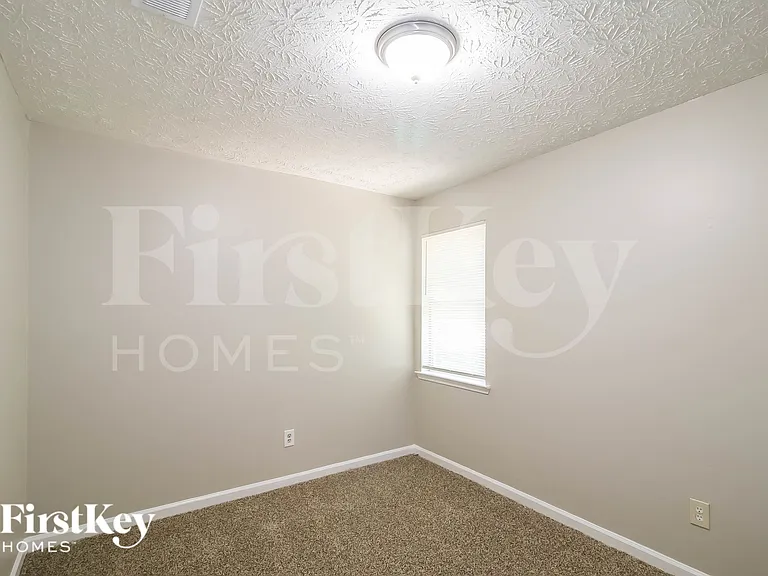 10258 Misty Ridge Dr — Photo 14