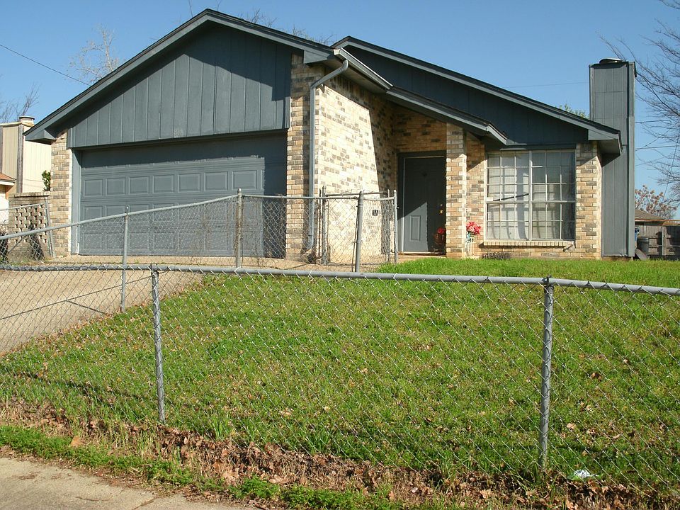 1st image of 814 Bitter Creek Dr