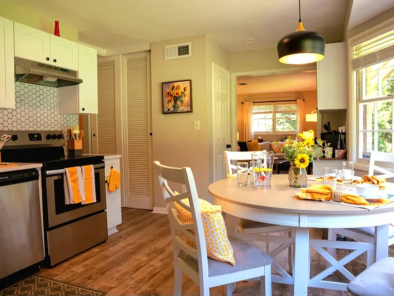 860 Verona Dr — Photo 6