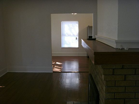 2nd image of 4835 2nd Ave N