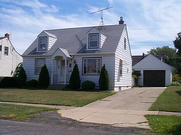 1st image of 27 McParlin Ave