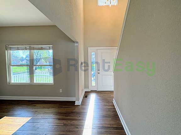 3rd image of 3400 Freemason Dr
