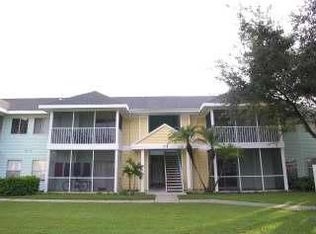 2704 Fountain View Cir APT 205, Naples, FL 34109