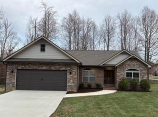 4903 Greenbrook Dr, Cookeville, TN 38506
