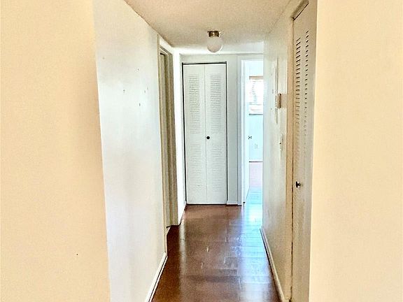 4th image of 10429 E Clairmont Circle #108