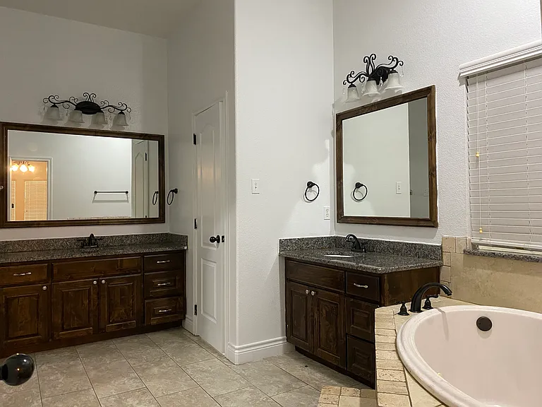 1192 Seaborn Rd — Photo 21