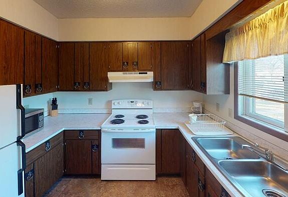 4th image of 209 N 11th St #4