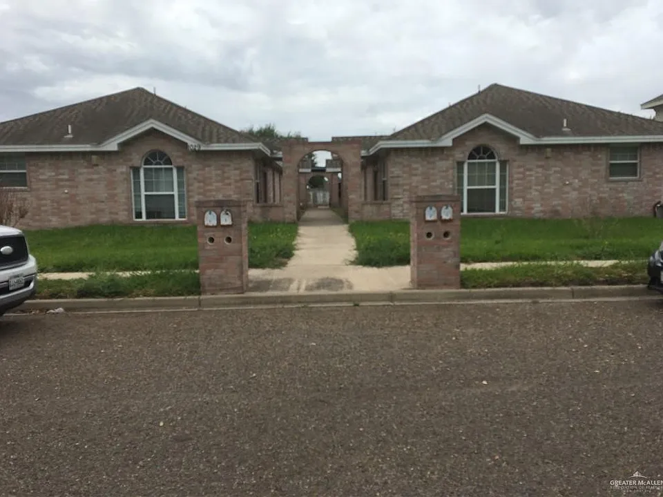 1029 French Ave