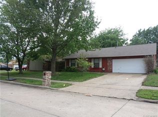 4504 S Ironwood Ave W, Broken Arrow, OK 74011