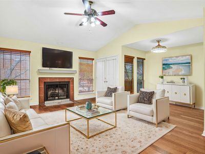 4067 Beltway Dr APT 229, Addison, TX, 75001