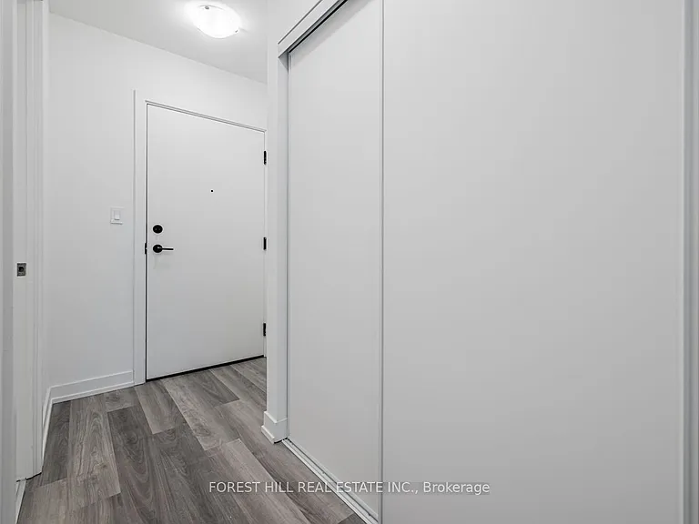 556 Marlee Ave #301 — Photo 5