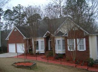 1725 Reynolds Mill Dr, Lawrenceville, GA 30043