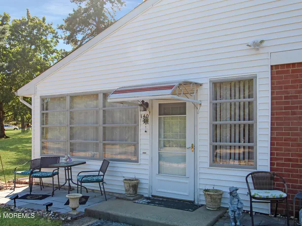 140d Azalea Drive, Whiting, NJ 08759