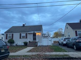 155 Bridge St, Roselle Park, NJ 07204
