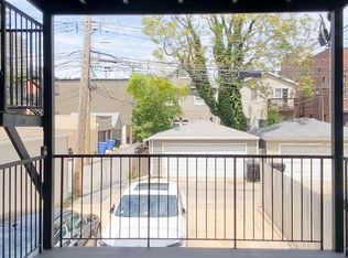 1958 W Diversey Pkwy UNIT 4, Chicago, IL 60614