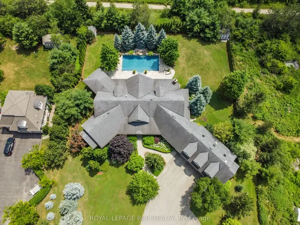 9727 Dundas St E, Erin, ON N0B 1T0