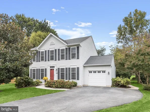 6076 Ryon Ct, Sykesville, MD 21784