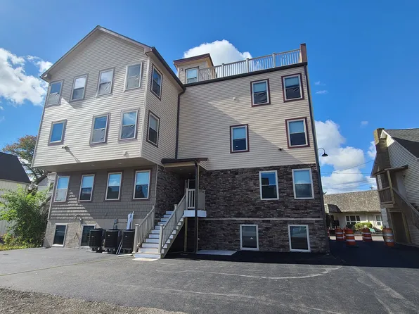 25 2nd St S #4, Quakertown, PA 18951