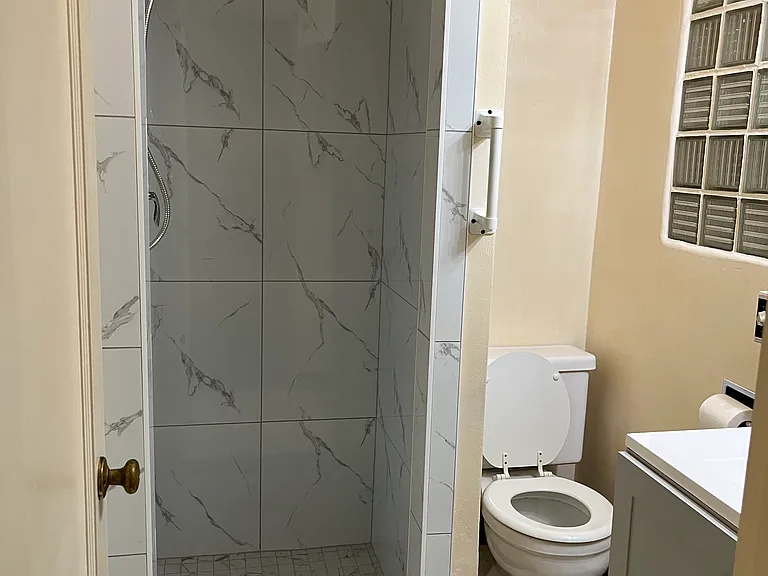 589 N Oregon St #8 — Photo 1
