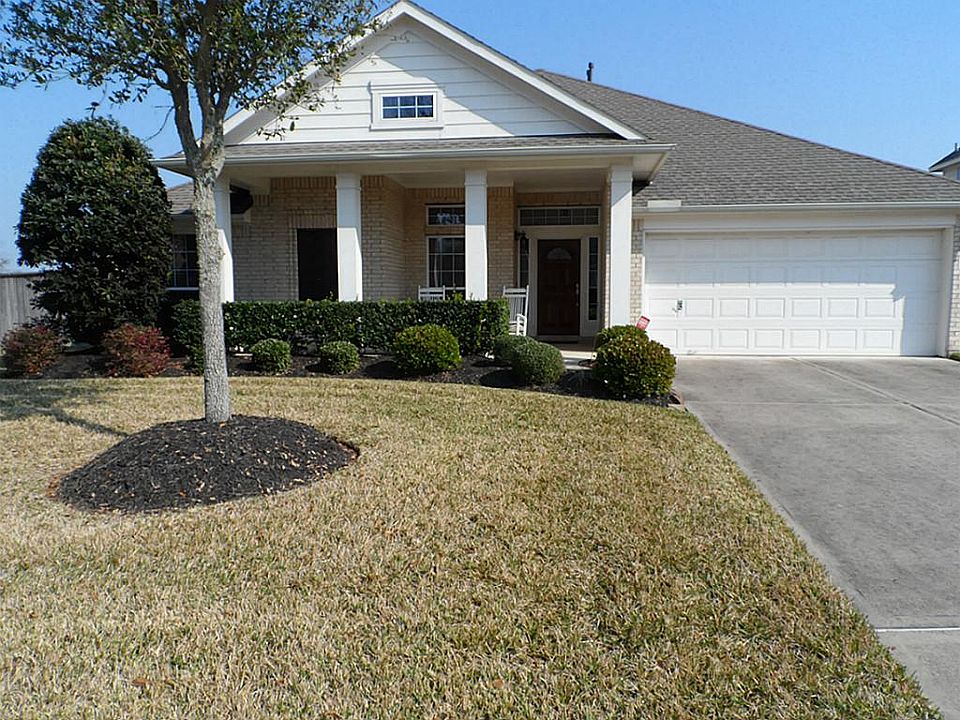 1st image of 501 White Oak Pointe