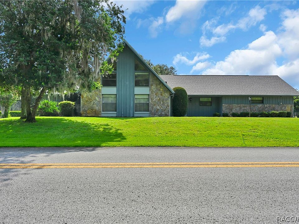 1st image of 821 N Golf Course Dr