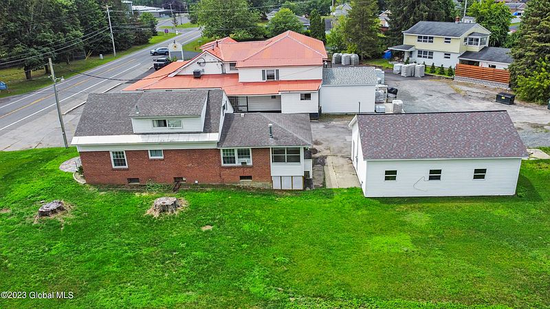 2nd image of 1477 Saratoga Road
