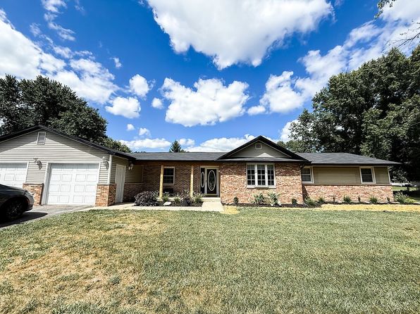 108 Circle Dr