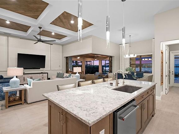 4th image of 19369 Aqua Shore DR