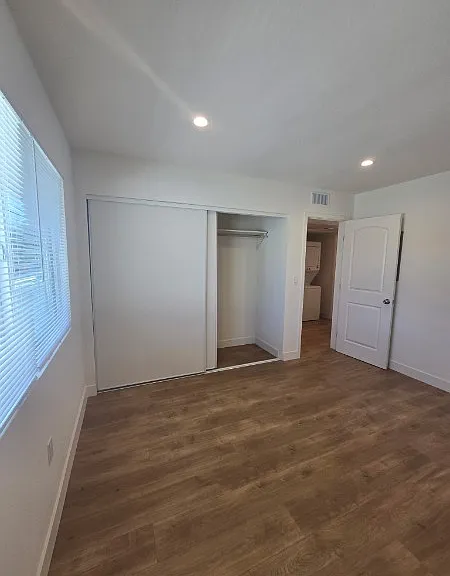 1011 E Chevy Chase Dr #A — Photo 10