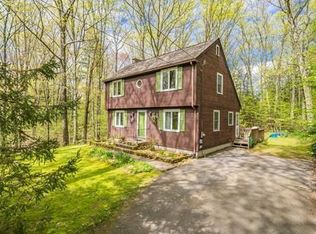 25 Ledgewood Cir, Belchertown, MA 01007