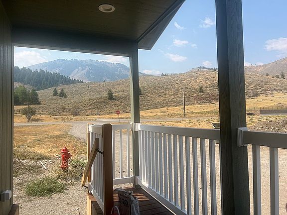 2nd image of 410 Cress Dr