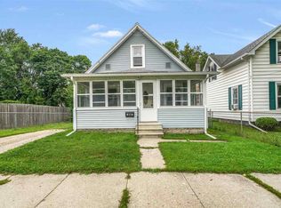 317 Bates St, Jackson, MI 49202