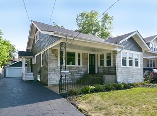 339 W Palatine Rd, Palatine, IL 60067