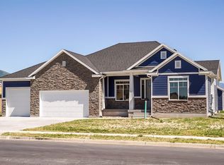 1985 W Bonneville Ln, Kaysville, UT 84037