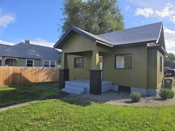 2208 E Sharp Ave, Spokane, WA 99202