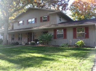 2910 Post Rd, Madison, WI 53713