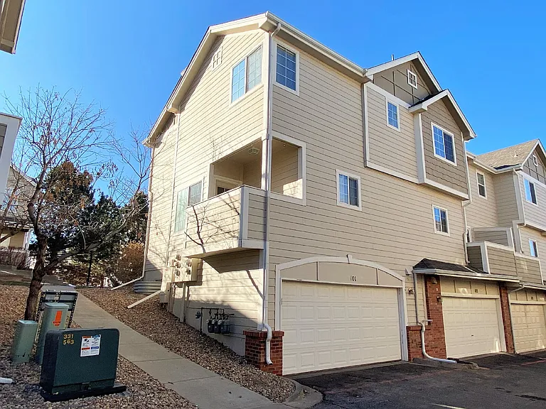 19226 E Carolina Pl #101 — Photo 11