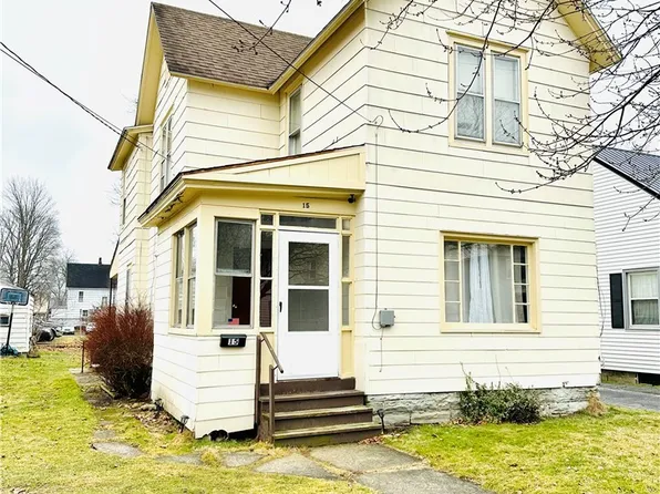 15 W Mosher St, Falconer, NY 14733