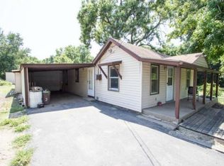 8345 Swartz Rd, Kansas City, KS 66111