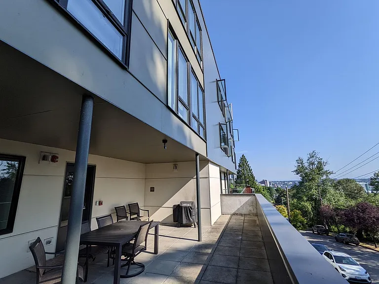 Viewpoint Terrace Apartments — Photo 110