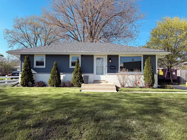 8620 West Lynx AVENUE, Milwaukee, WI 53225