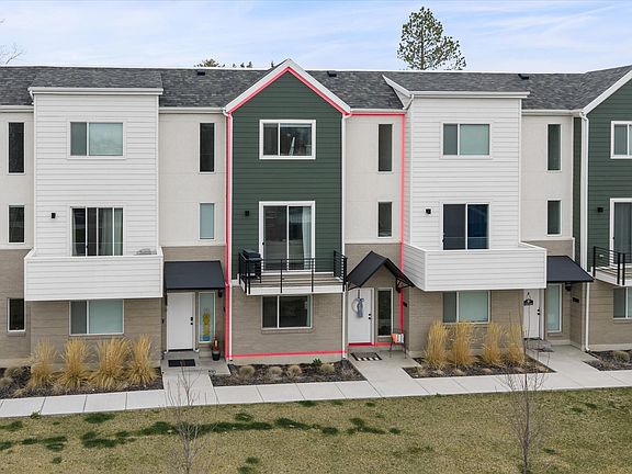 2nd image of 464 E Alice Way