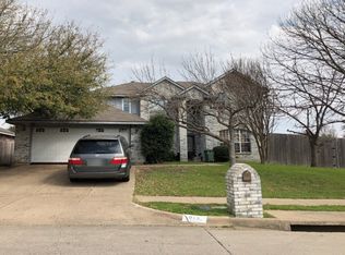 915 Rio Vista Ln, Arlington, TX 76017