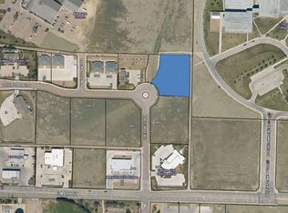 2301 E Labrador Blvd, Garden City, KS 67846