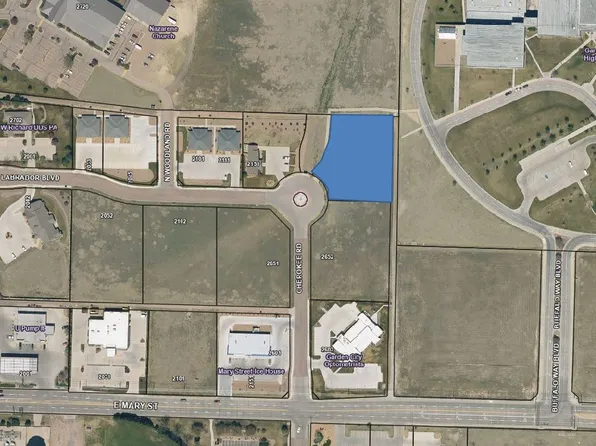 2301 E Labrador Blvd, Garden City, KS 67846