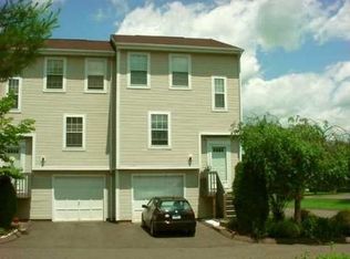 13 Tabshey Ct, Wethersfield, CT 06109
