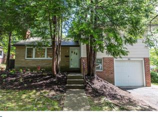 101 Boncouer Rd, Cheltenham, PA 19012