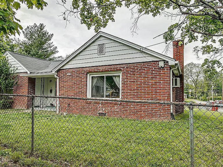 Front of duplex